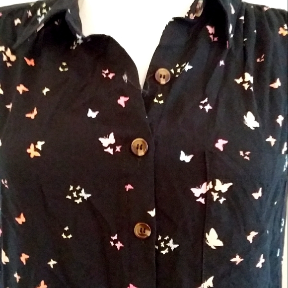 NWT Black Sleeveless Top with Multicolored Butterflies - Picture 5 of 7